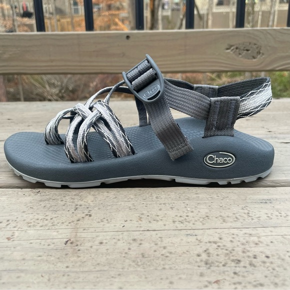 Chaco ZX2 gray Classic sandals size 8 - Picture 10 of 16